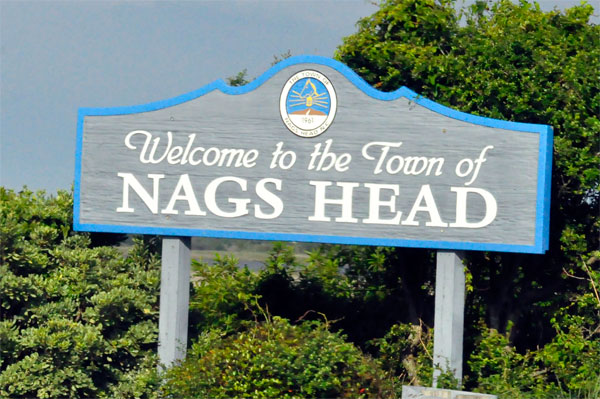 Nags Head welcome sign